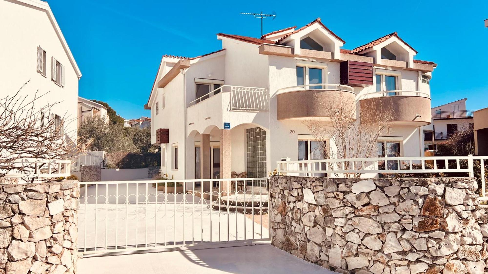 Luxury Beach Villa W Sea Sunset Views ชิเบนิก ภายนอก รูปภาพ